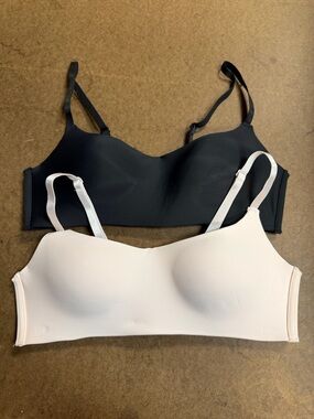 Steve Madden Smooth Molded Bralettes - Black & Light Pink